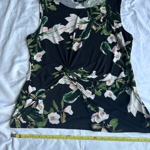 DKNY Black Floral Sleeveless Blouse Women’s XL Twist Front Summer Top